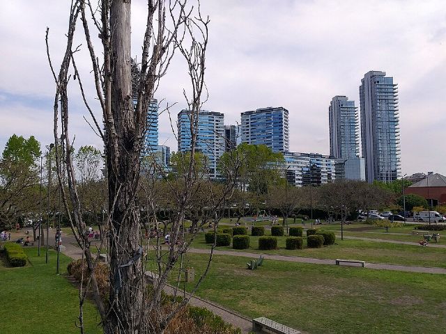 Parque Micaela Bastidas — view 3.