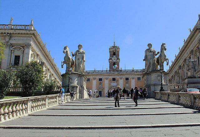 Piazza del Campidoglio — view 3.