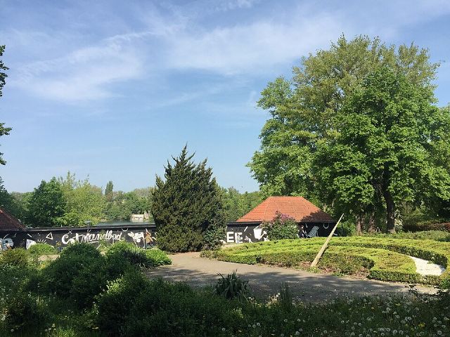 Park am Weißen See — view 3.
