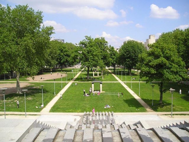 Parc de Bercy — view 2.
