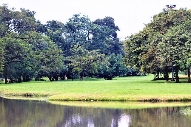 Wachirabenchathat Park — view 2.