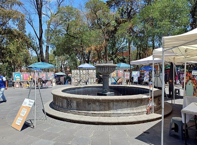Plaza San Jacinto — view 3.