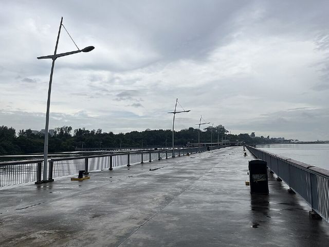 Woodlands Waterfront Park — view 3.
