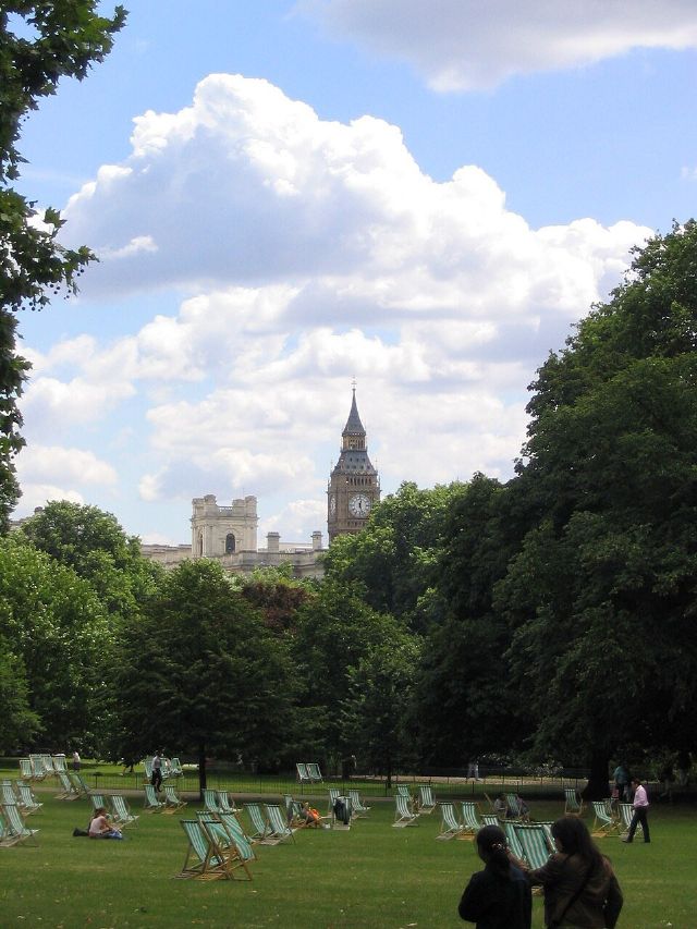 St James's Park — view 3.