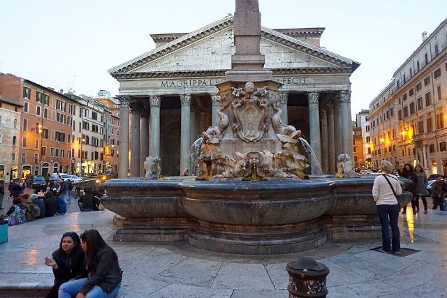 Piazza della Rotonda — view 2.