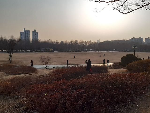 Boramae Park — view 2.