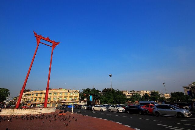 Giant Swing — view 2.