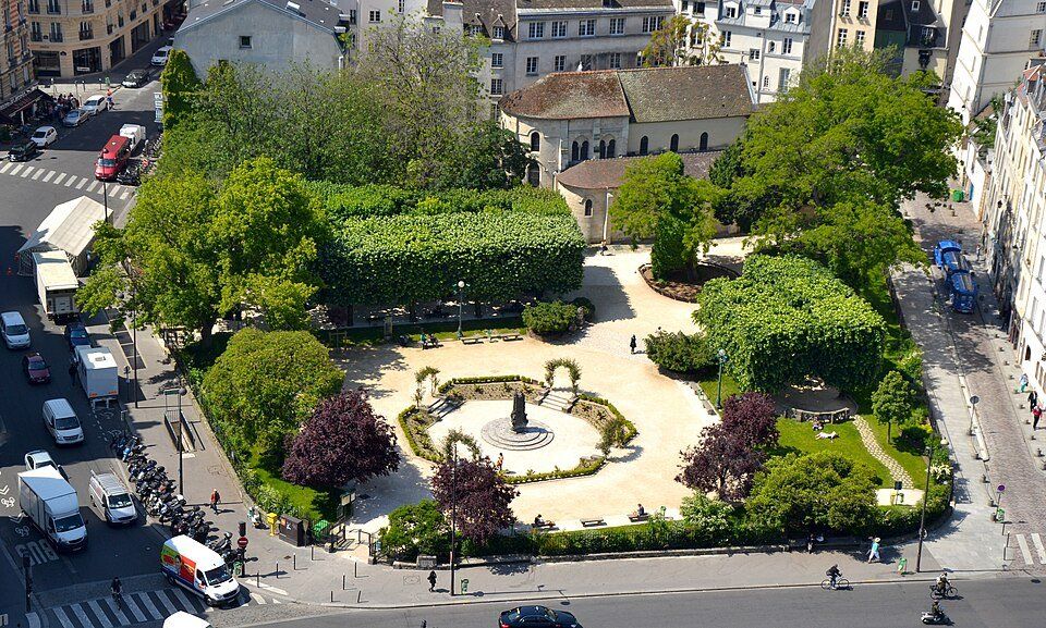 Square René-Viviani — view 1.
