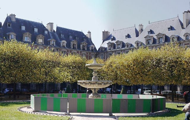 Place des Vosges — view 2.