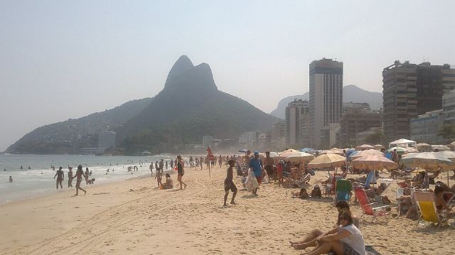 Praia do Leblon — view 2.