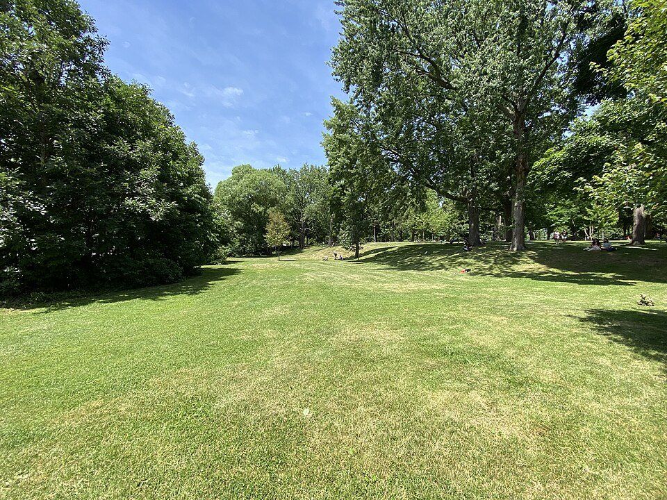 Dufferin Grove Park — view 1.