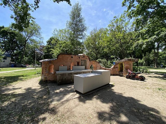 Dufferin Grove Park — view 2.