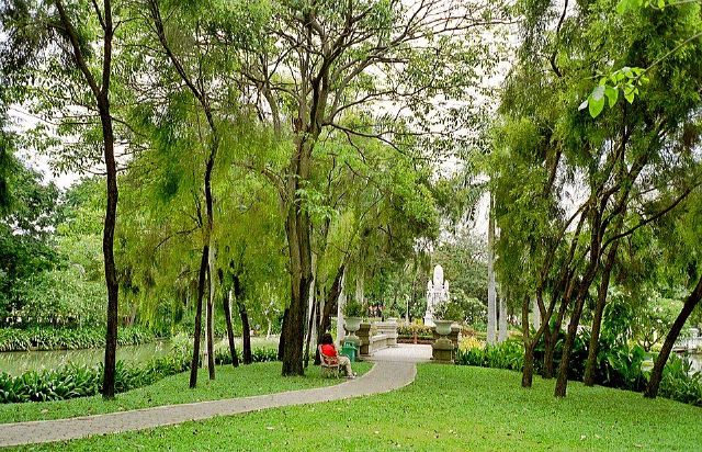 Saranrom Park — view 2.