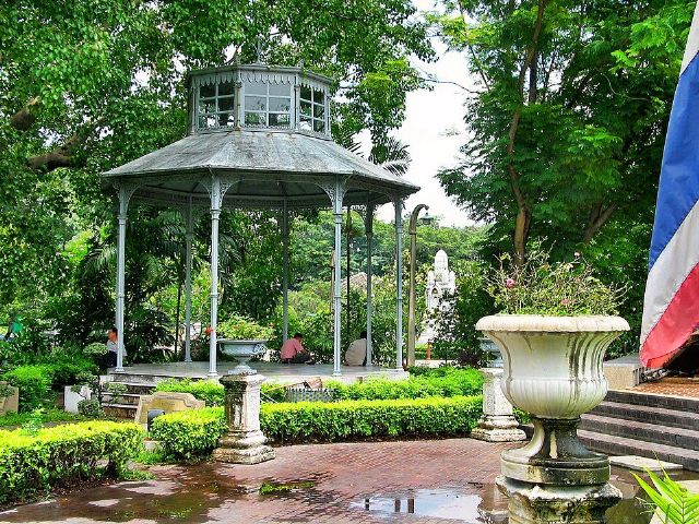 Saranrom Park — view 3.