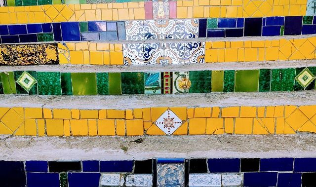 Escadaria Selarón — view 3.