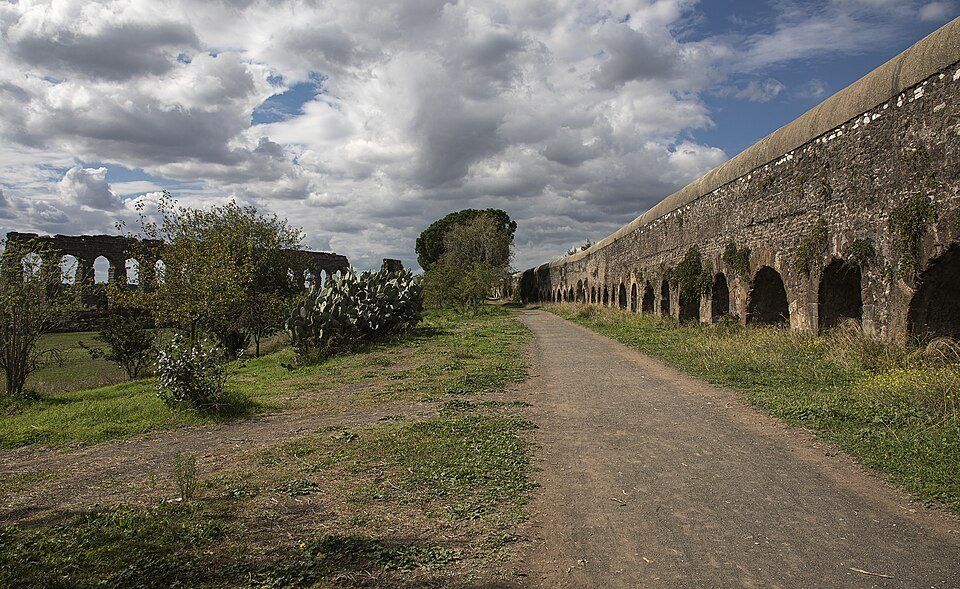 Parco degli Acquedotti — view 1.