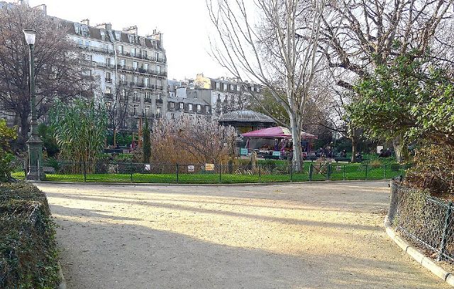 Square du Temple – Elie-Wiesel — view 3.