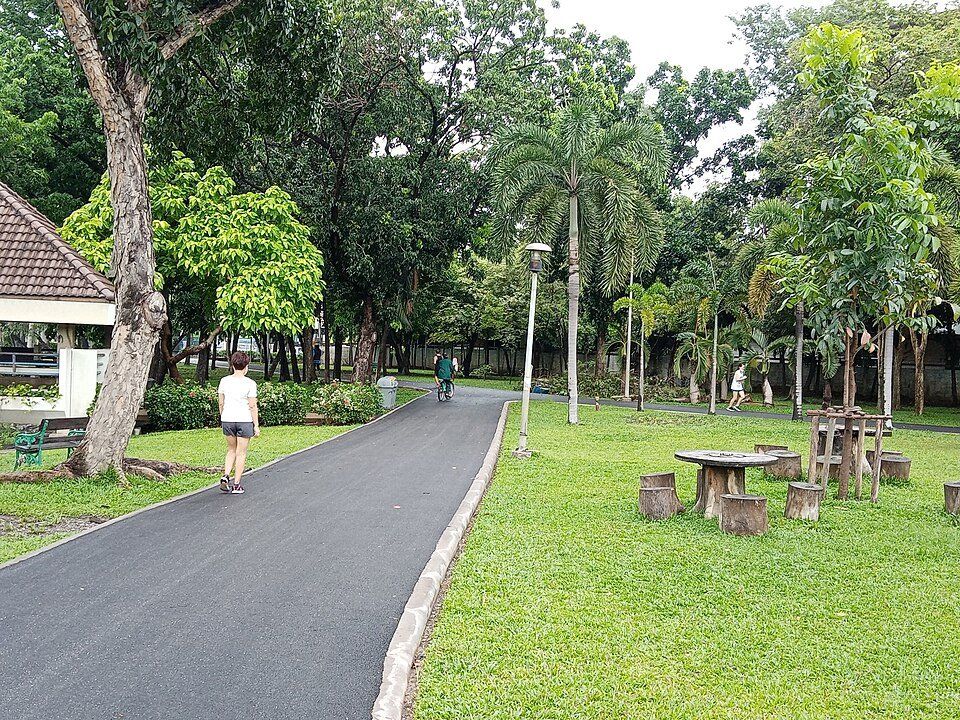 Seri Thai Park — view 1.