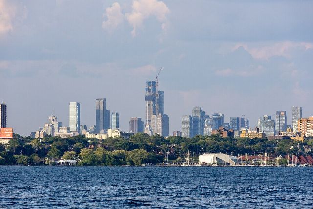 Humber Bay Park — view 2.