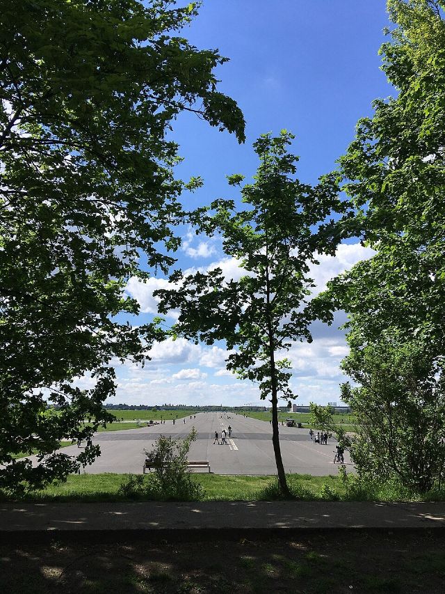 Tempelhofer Feld — view 2.