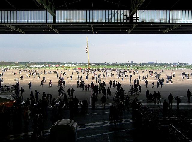 Tempelhofer Feld — view 3.