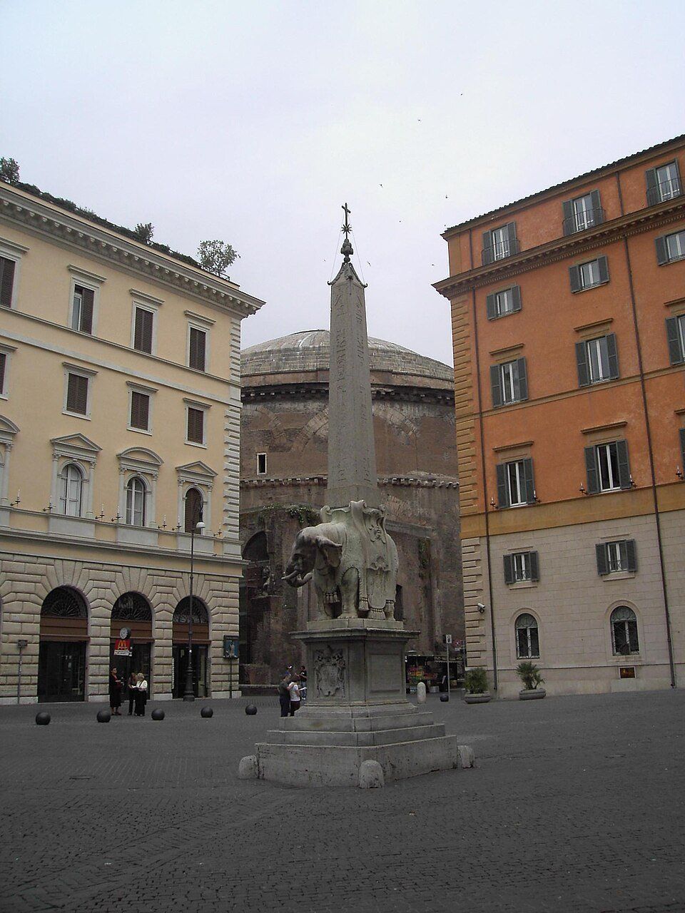 Piazza della Minerva — view 1.