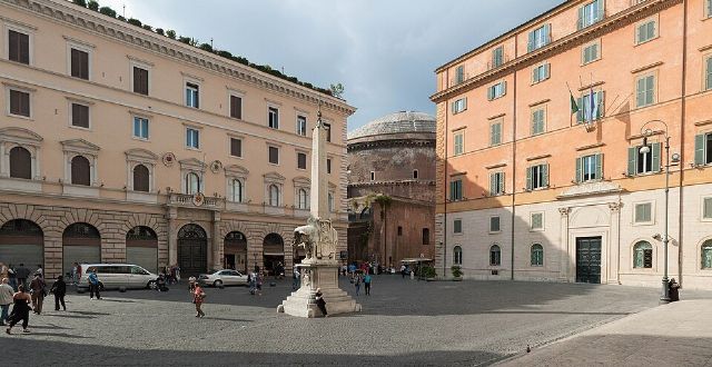 Piazza della Minerva — view 2.