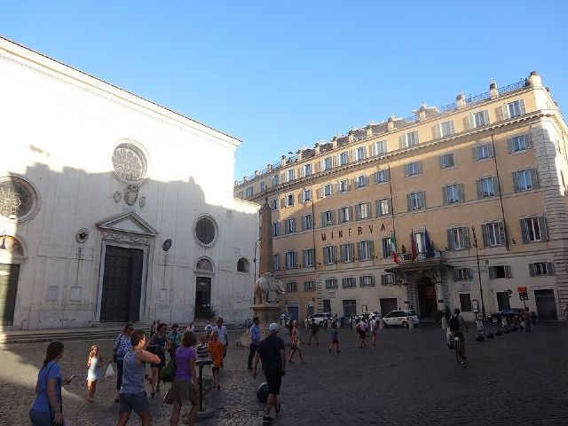 Piazza della Minerva — view 3.
