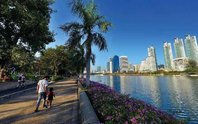 Benchakitti Park — view 2.