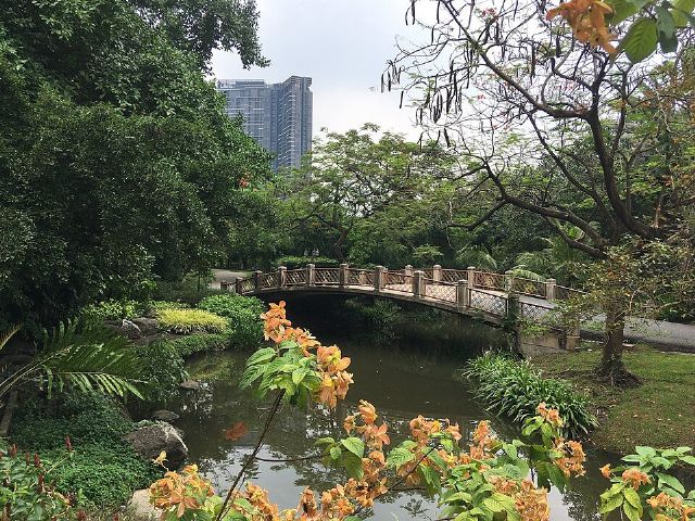 Queen Sirikit Park — view 3.